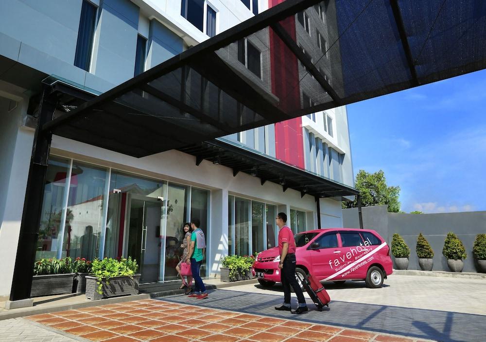 Favehotel Sudirman Bojonegoro Εξωτερικό φωτογραφία